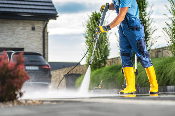 Best Deck and Patio Pressure Washing in East Dundee, IL